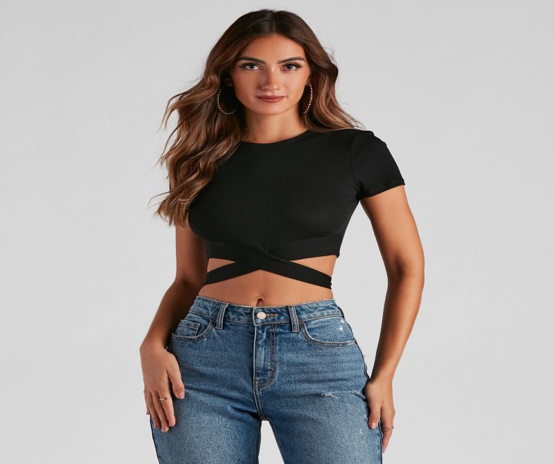TableClothsUs That's A Wrap Crew Neck Crop Tee