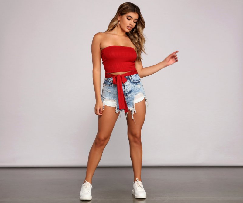 TableClothsUs Tied To Basics Ribbed Knit Crop Top