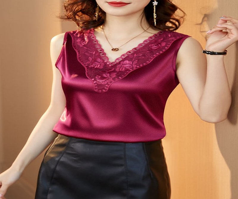 V-neck Lace Vest Sleeveless Blouse