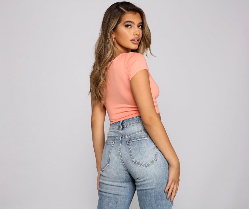 TableClothsUs Casual Slay Knit Crop Top