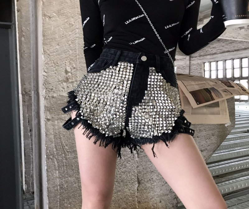 2023 Side Studded Denim Shorts Loose Ripped High Waist Jeans Wide Leg Slimming Ripped Hot Pants Women