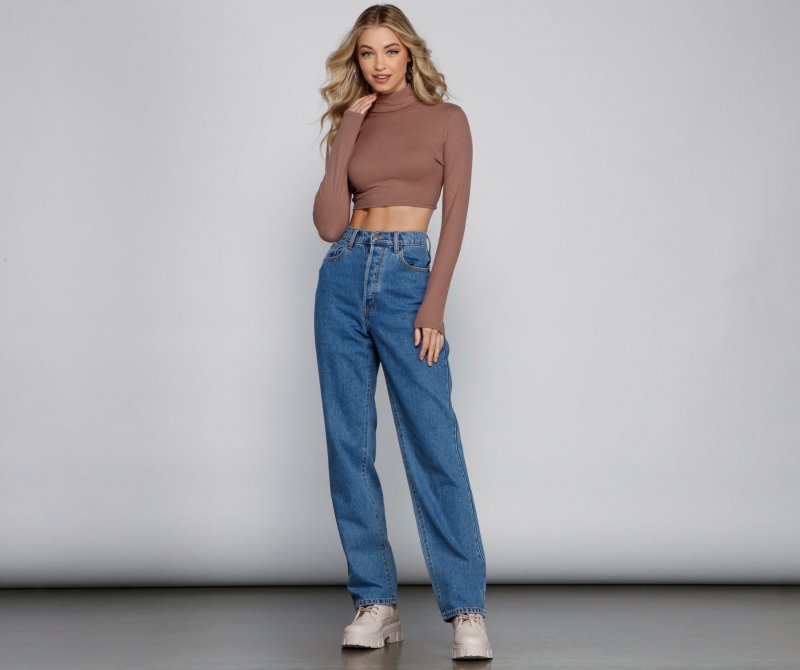 TableClothsUs Feeling Knit Long Sleeve Crop Top
