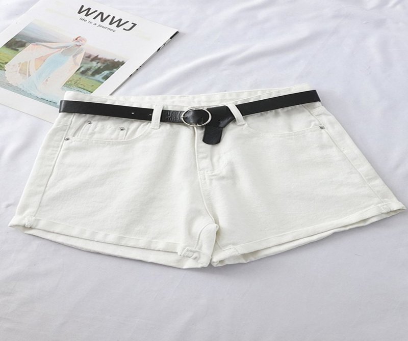 Retro Distressed Pocket Denim Shorts