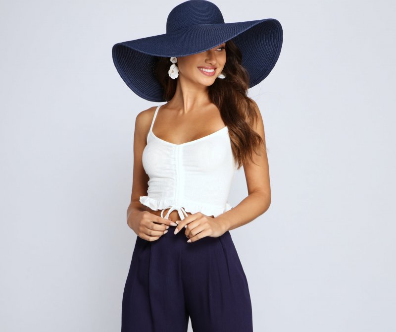 TableClothsUs All The Deets Ruffled Crop Top