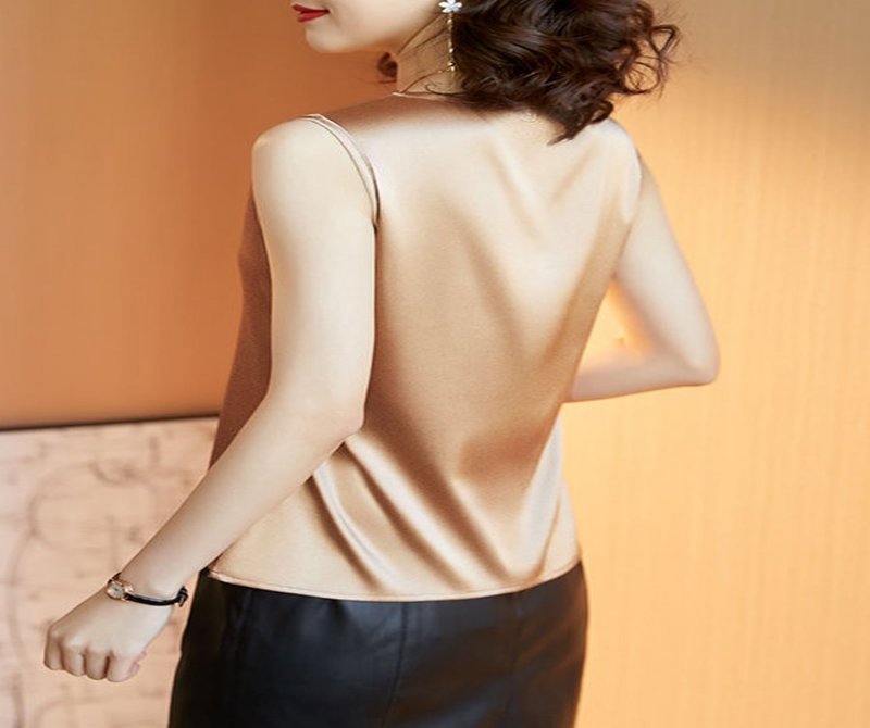 V-neck Lace Vest Sleeveless Blouse