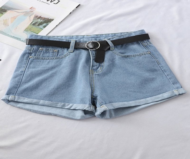 Retro Distressed Pocket Denim Shorts
