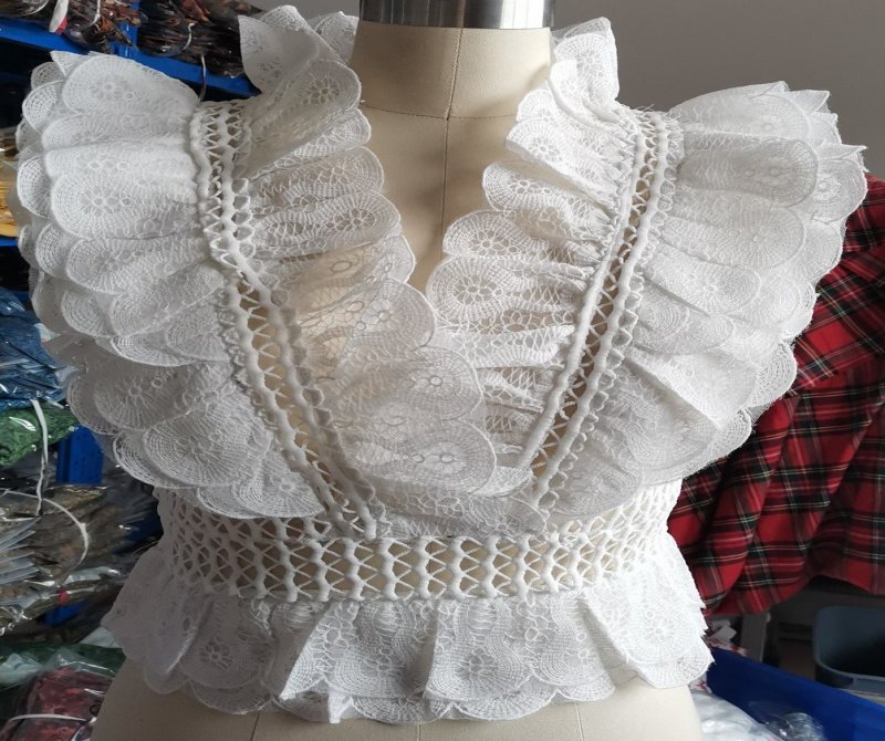 Fashion-2020 Autumn New Sleeveless Slim-fit Ruffled Lace Shirt Temperament Hollow Crochet Pullover Top All-match Fashion