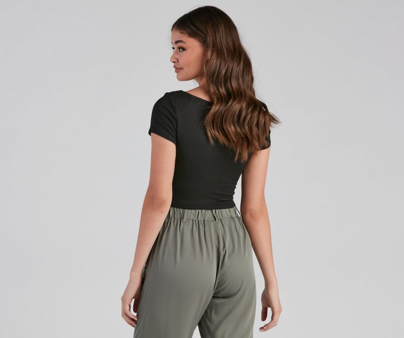 TableClothsUs Casual Slay Knit Crop Top